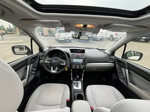 Used 2018 Subaru Forester 2.5i Premium AWD/4WD image 34
