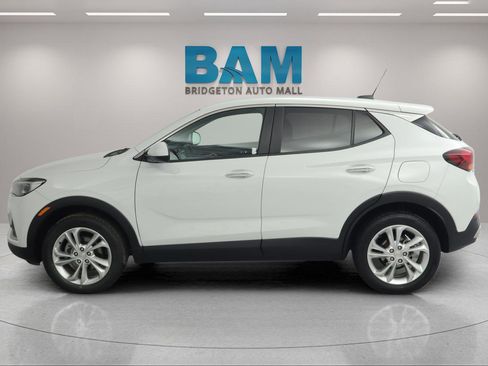 Certified 2022 Buick Encore GX Preferred w/ Cold Weather Comfort Package AWD/4WD image 6