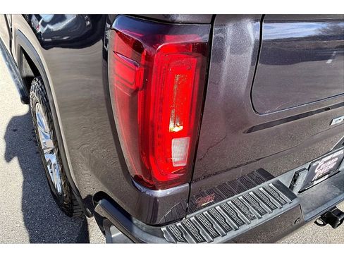 Used 2022 GMC Sierra 1500 Denali image 24