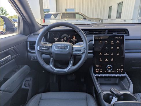 New 2026 GMC Terrain AT4 w/ Technology Package II image 3