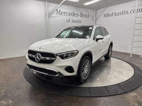 New 2026 Mercedes-Benz GLC 300 GLC 300 image 3