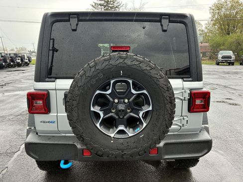 New 2023 Jeep Wrangler Unlimited Rubicon 4xe w/ Cold Weather Group AWD/4WD image 6