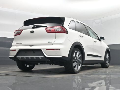 Used 2017 Kia Niro Touring image 51