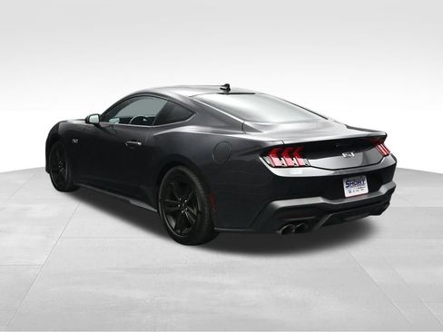 Used 2024 Ford Mustang GT RWD image 3