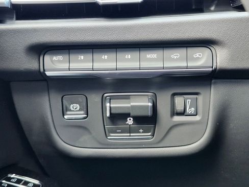 New 2026 Cadillac Escalade ESV Sport w/ Touring Package image 25