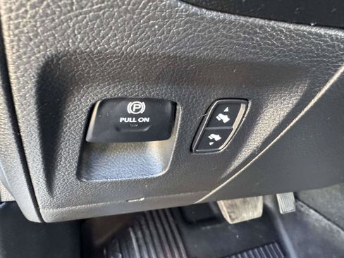 Used 2022 RAM 1500 Big Horn AWD/4WD image 27