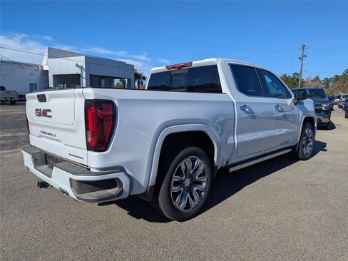 New 2026 GMC Sierra 1500 Denali w/ Denali Reserve Package AWD/4WD image 3