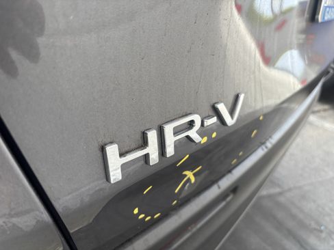 Used 2027 Honda HR-V LX image 3