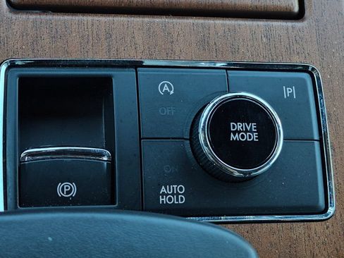 Used 2023 Lincoln Navigator Black Label AWD/4WD image 32