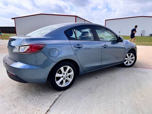Used 2010 MAZDA MAZDA3 i Touring FWD image 6