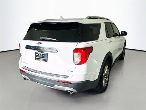 Used 2020 Ford Explorer Limited image 7