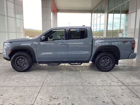 Used 2023 Nissan Frontier PRO-4X w/ Pro-4X Premium Package image 5