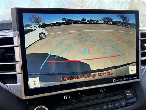 Used 2024 Toyota Tundra Limited image 19