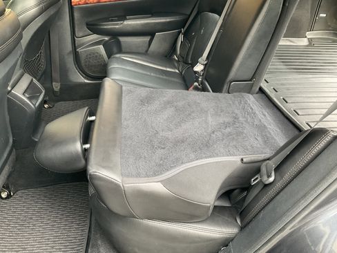 Used 2010 Subaru Outback 2.5i Limited image 37