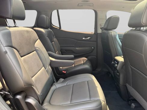 Used 2021 GMC Acadia SLT w/ LPO, Floor Liner Package FWD image 30
