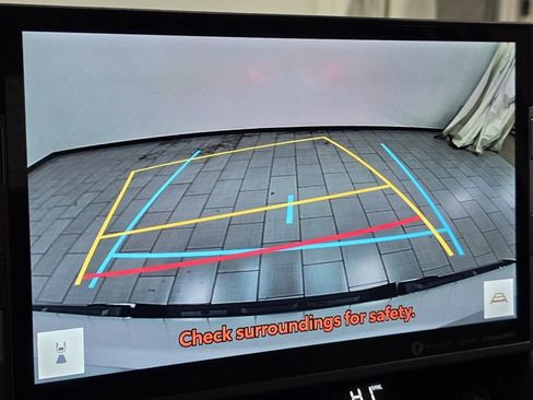 Used 2024 Toyota Tundra Limited image 5