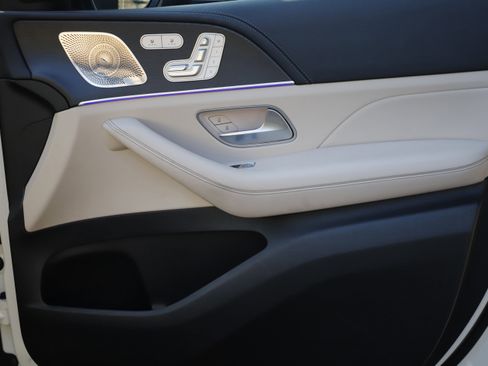 Used 2023 Mercedes-Benz GLE 53 AMG 4MATIC image 7