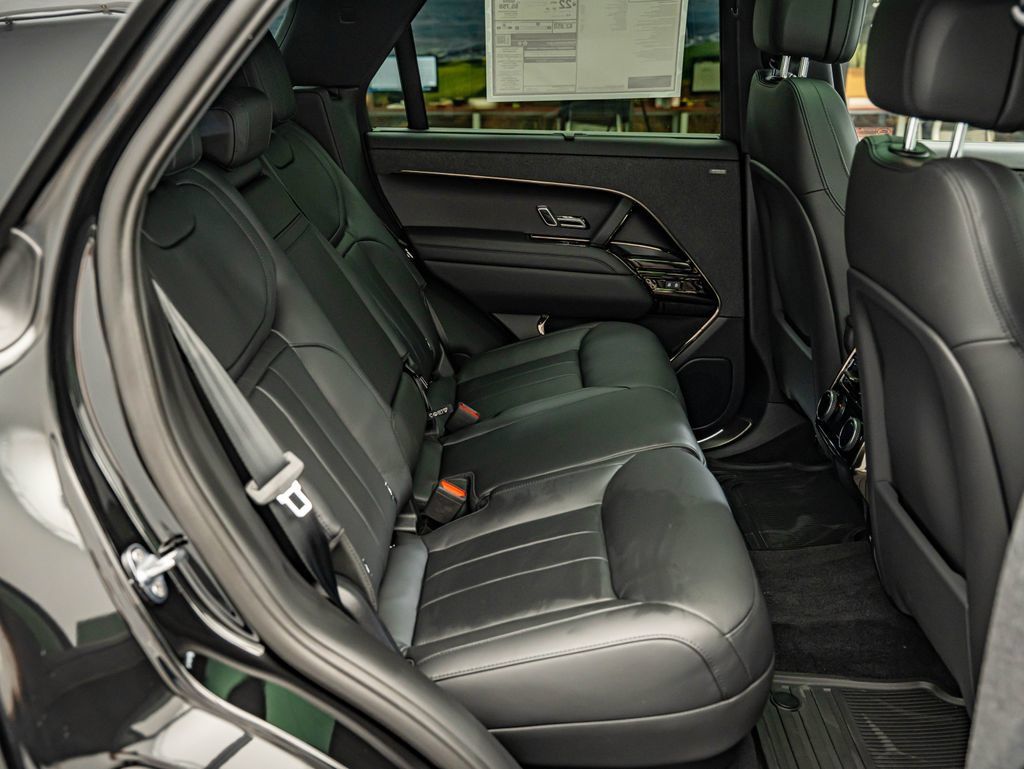New 2026 Land Rover Range Rover Sport Dynamic SE AWD/4WD image 43
