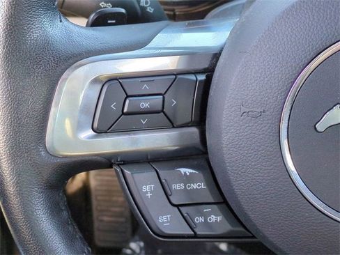 Used 2016 Ford Mustang Coupe image 22