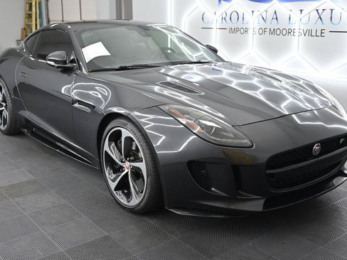 Used 2016 Jaguar F-TYPE R AWD/4WD image 5