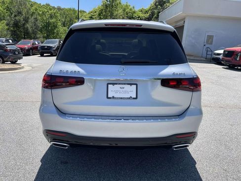 Used 2024 Mercedes-Benz GLS 450 4MATIC image 4