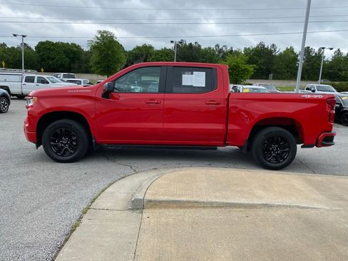 Used 2023 Chevrolet Silverado 1500 RST AWD/4WD image 4