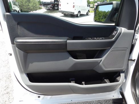 Used 2022 Ford F150 XLT w/ Trailer Tow Package RWD image 14