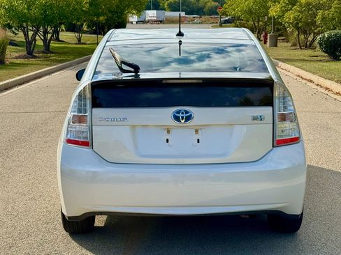 Used 2010 Toyota Prius Five image 7