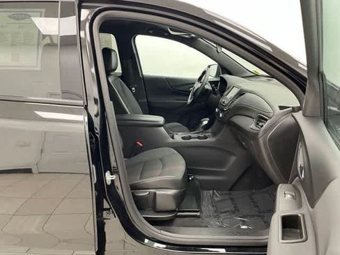 Certified 2023 Chevrolet Equinox RS AWD/4WD image 14