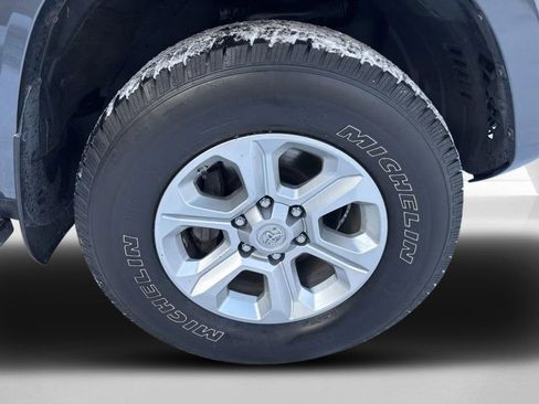 Used 2019 Toyota 4Runner SR5 image 10