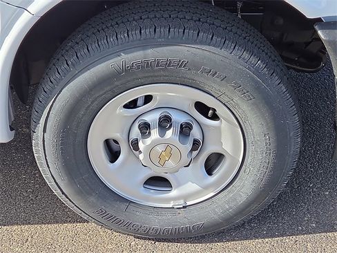 New 2025 Chevrolet Express 2500 w/ Driver Convenience Package image 6