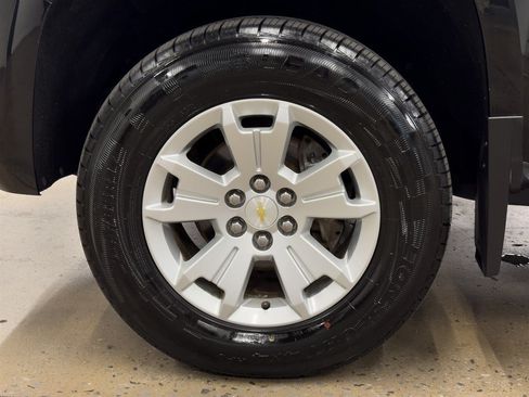 Used 2015 Chevrolet Colorado LT w/ Luxury Package AWD/4WD image 6
