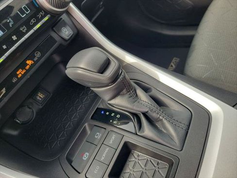 Certified 2024 Toyota RAV4 XLE FWD image 29