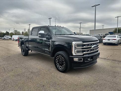 Used 2024 Ford F350 Platinum w/ Snow Plow Prep Package AWD/4WD image 11