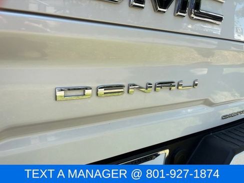 Used 2024 GMC Sierra 3500 Denali Ultimate AWD/4WD image 7