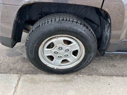 Used 2014 Jeep Patriot Sport image 10