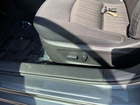 Used 2025 Nissan Altima 2.5 SV image 22