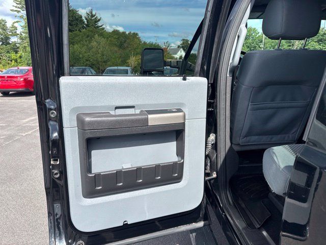 Used 2016 Ford F250 XLT w/ Snow Plow Prep Package AWD/4WD image 17