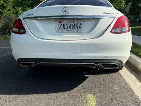 Used 2016 Mercedes-Benz C 300 4MATIC Sedan image 9