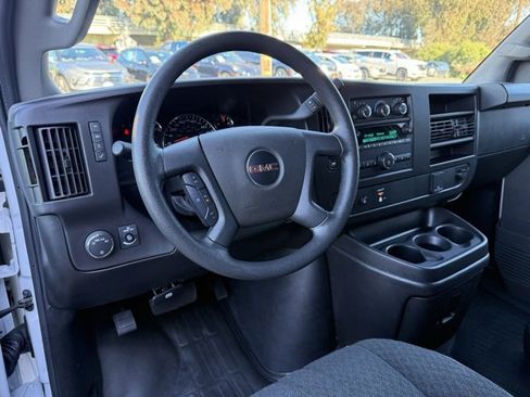 Used 2024 GMC Savana 2500 w/ Driver Convenience Package image 9
