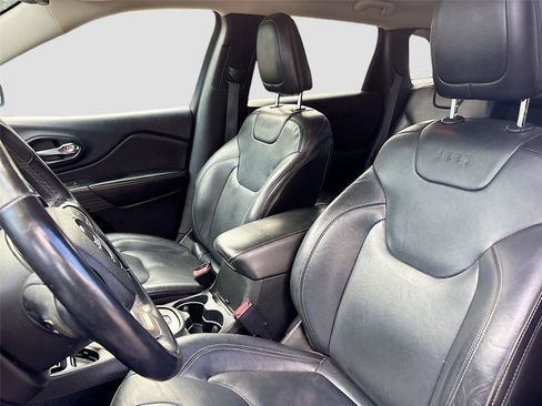 Used 2015 Jeep Cherokee Limited w/ Trailer Tow Group image 19