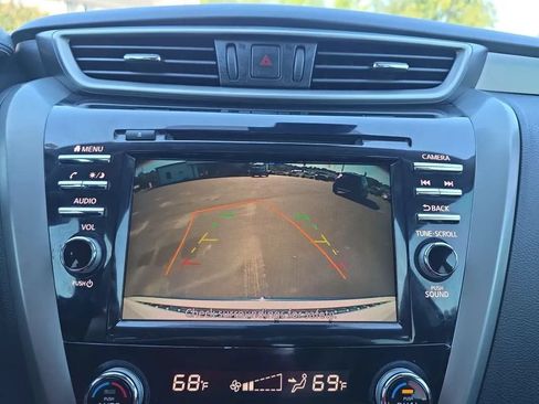Used 2021 Nissan Murano SV AWD/4WD image 29