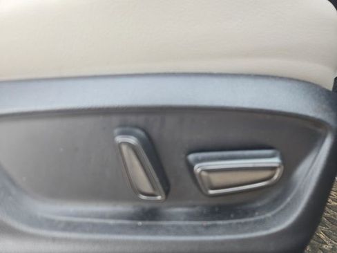 Used 2023 Toyota Camry XLE w/ Cold Weather Package image 33