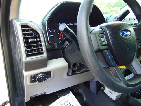 Used 2017 Ford F350 XL w/ Power Equipment Group AWD/4WD image 18