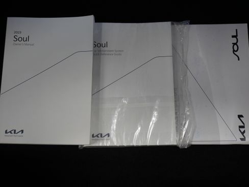 Used 2023 Kia Soul S image 21