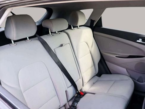 Used 2019 Hyundai Tucson SE image 27