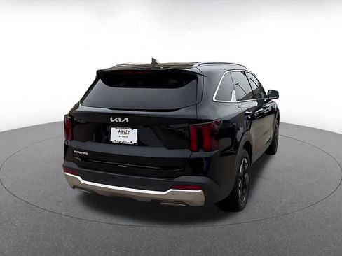 Used 2024 Kia Sorento S FWD image 14