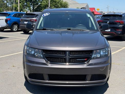 Used 2020 Dodge Journey SE w/ SE Popular Equipment Group FWD image 9