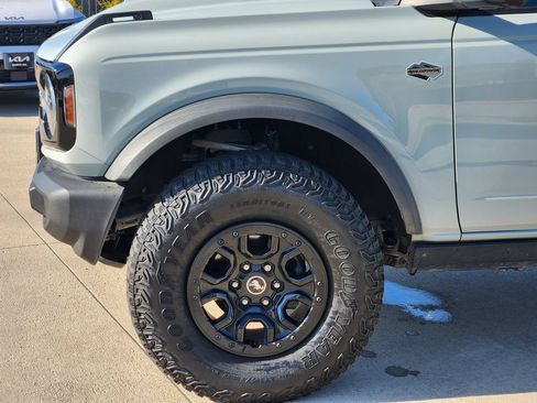 Used 2022 Ford Bronco Wildtrak AWD/4WD image 17