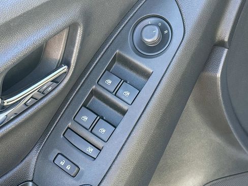 Used 2019 Chevrolet Trax LT w/ Driver Confidence Package image 16